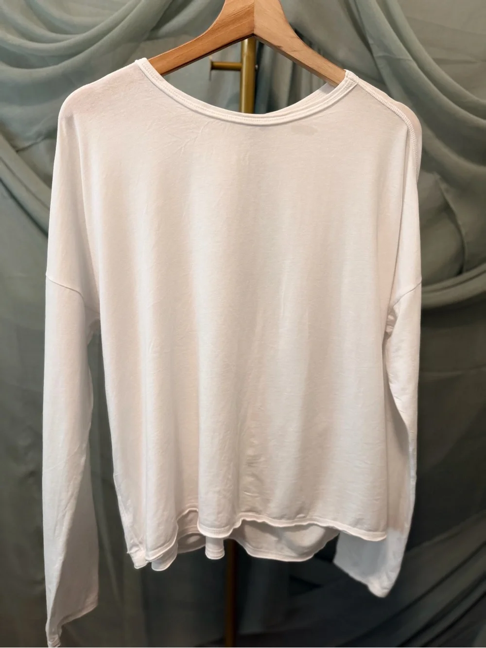 Alala effortless white
